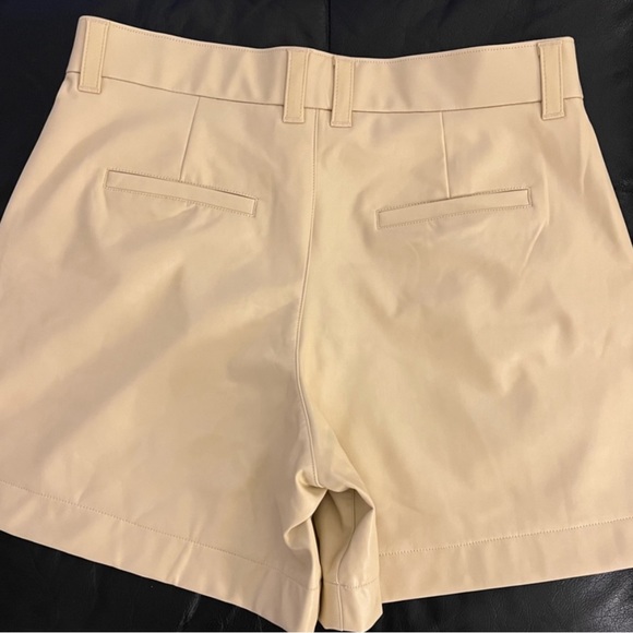 Abercrombie high waisted leather shorts - Picture 2 of 4